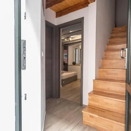 블루 게스트하우스 3*