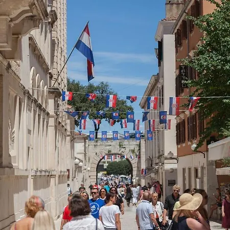 블루 게스트하우스 3*