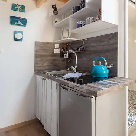 블루 게스트하우스