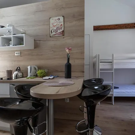 블루 게스트하우스