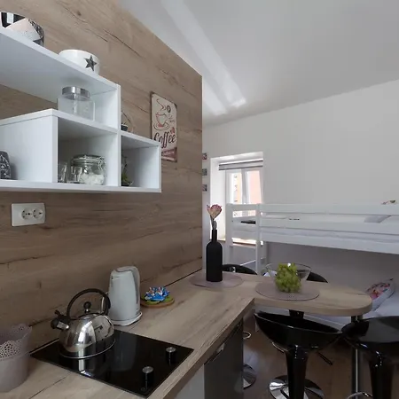 Blue Гостьовий будинок